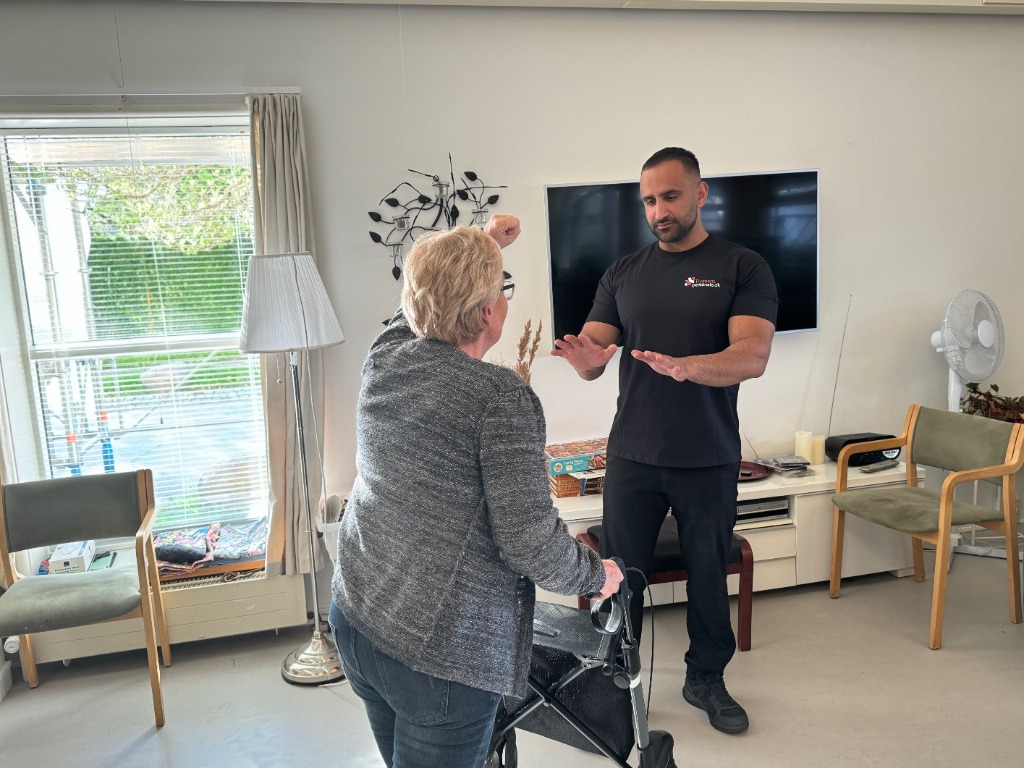 Tryghedspersonale håndterer udadreagerende adfærd